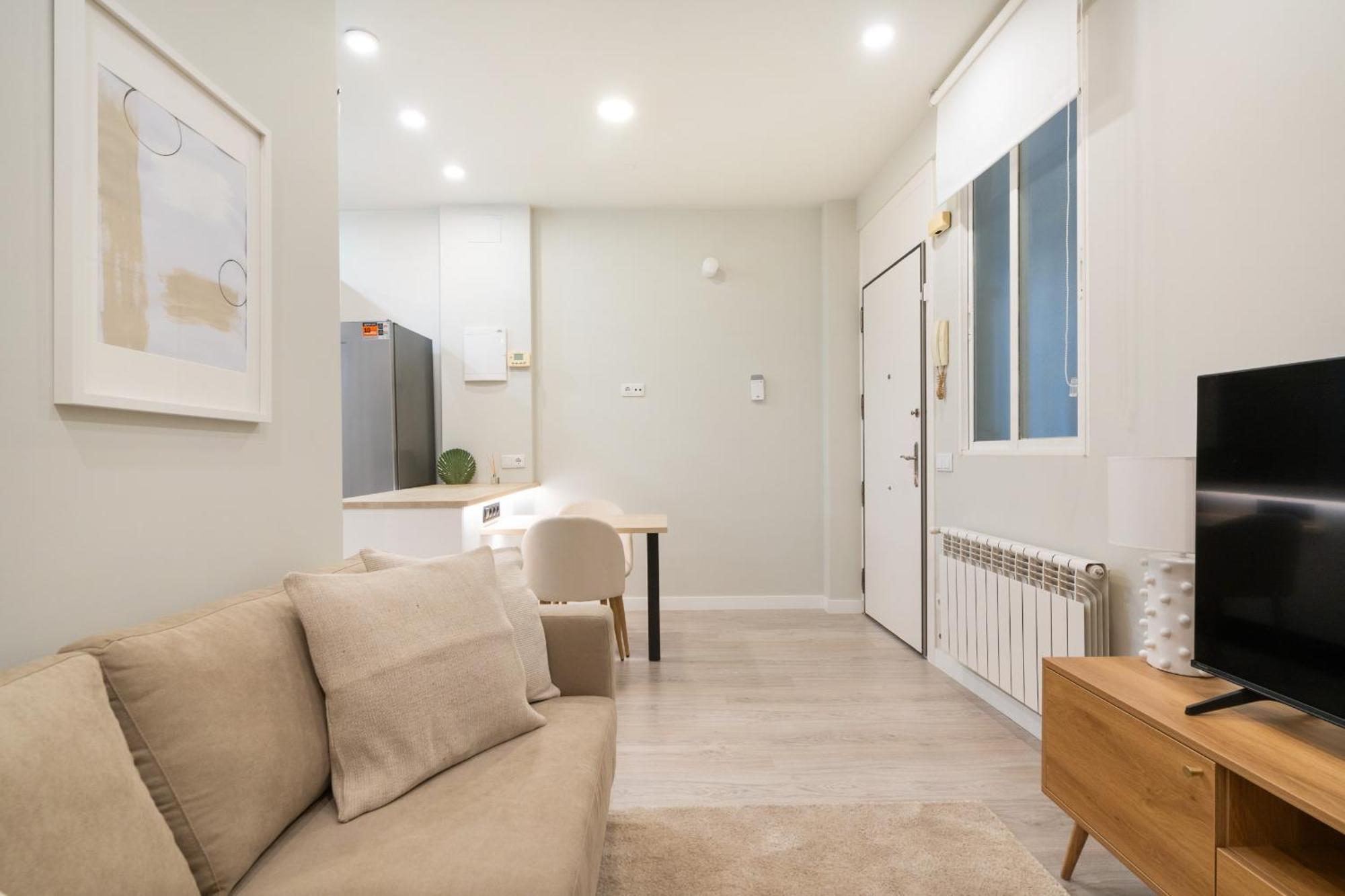 Apartamento Reformado En Metro Ibiza Alquiler Temporal, Madrid